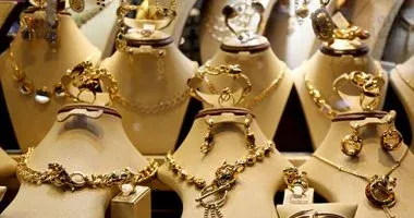 ماذا حدث في سعر الذهب عقب تثبيت الفائدة الأمريكية؟