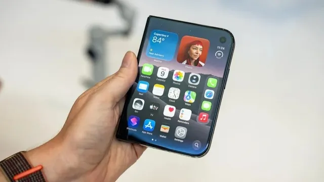 قد يضطر العملاء الذين اشتروا جهاز iPhone Duo إلى الانتظار حتى رأس السنة القمرية الجديدة في عام 2027 لاستلام أجهزتهم.