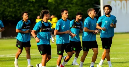 اللمبي وكابوريا وهداف الدورى في تشكيل مودرن لمباراة الأهلي