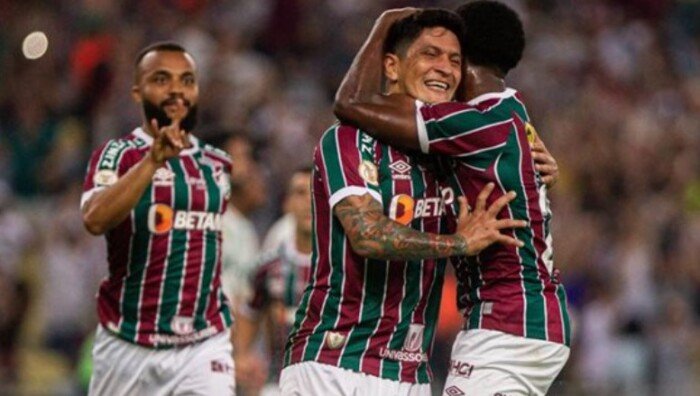 صدام العمالقة: فلومينينسي وأولسان في نهائي كأس العالم للأندية