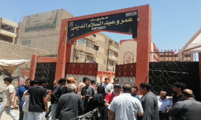 «جدل حول امتحان الكيمياء في الأزهر: طلاب الثانوية يطالبون بإنصاف التصحيح»