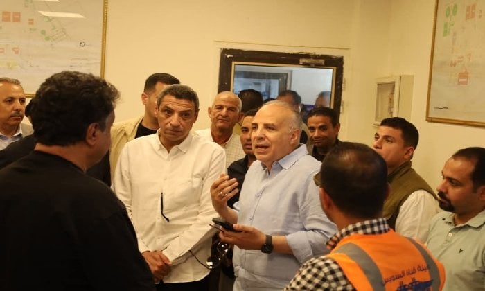 جولة تفقدية لمشاريع المياه في السويس