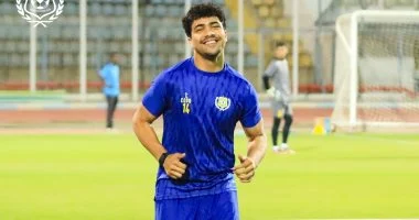 حاتم سكر يشارك في تدريبات الإسماعيلي استعدادا لملاقاة بتروجت في الدوري