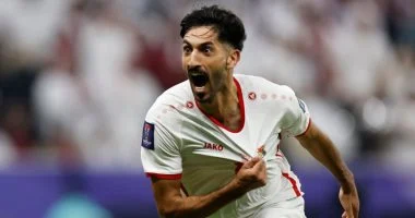 إصابة خطيرة تضرب يزن النعيمات خلال مواجهة الأردن والعراق فيديو